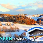 Bayerischerwald-ferien-blockhaus-panoramablick-grafenau Haus Im Wald-vogelthenne 19, Fast Alleinlage-ilztal-blick Naehe Rothauer, Saldenburger, Ebenreuther Und Eginger Im Dreiburgenland, Unweit Der Dreifluesse-stadt Passau An Der Donau Und Il Dom wakacyjny